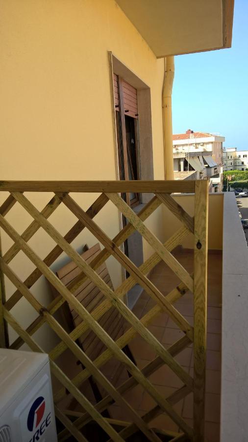 Bed and Breakfast Al 32 y 3 Alguer Exterior foto